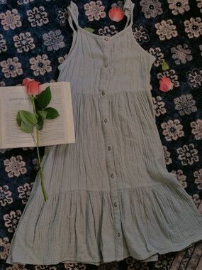 Light Sage Sleeveless Button-Front Summer Dress